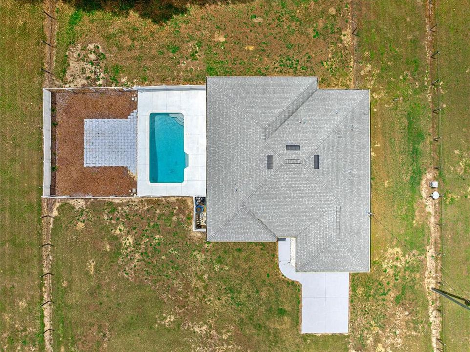 For Sale: $1,250,000 (6 beds, 5 baths, 1632 Square Feet)