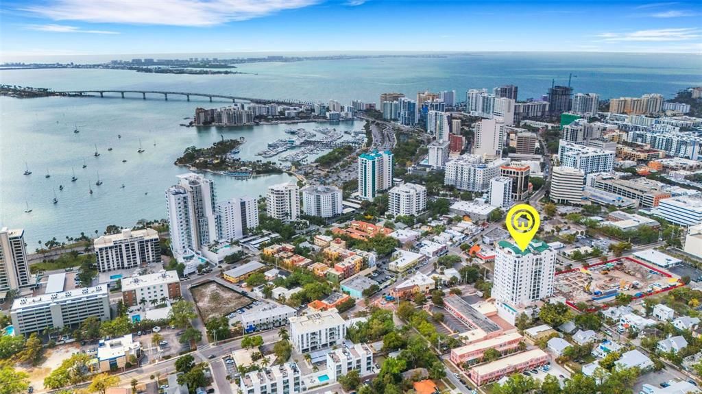 Activo con contrato: $1,595,000 (3 camas, 3 baños, 3003 Pies cuadrados)