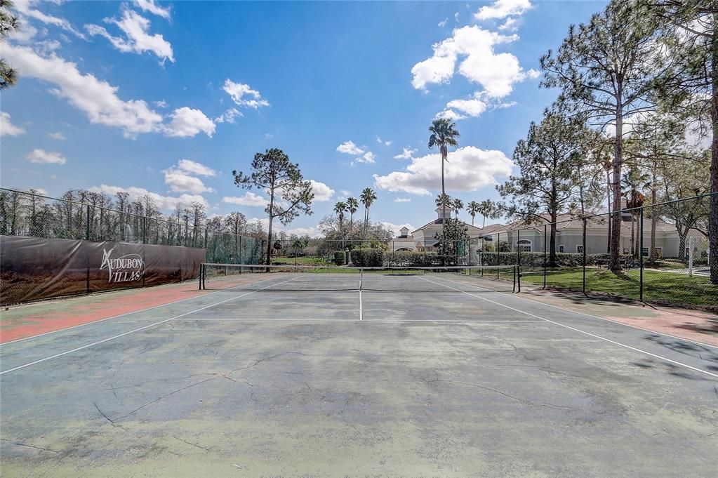 Activo con contrato: $209,900 (2 camas, 2 baños, 1020 Pies cuadrados)
