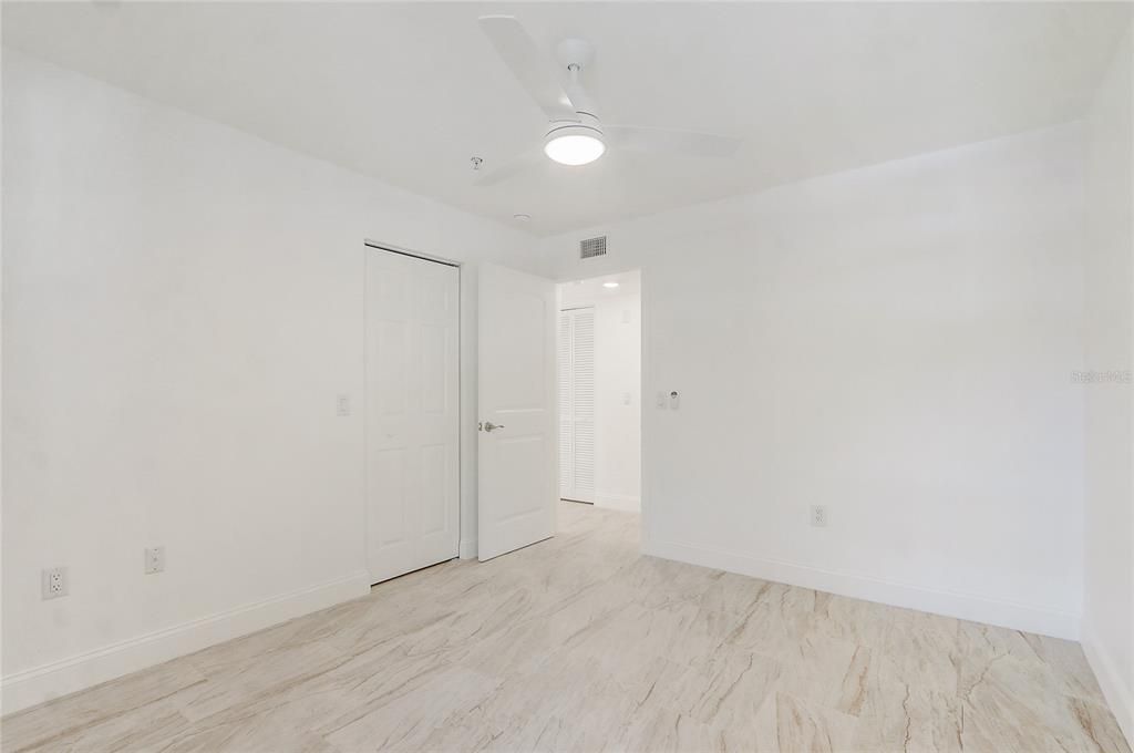 Activo con contrato: $209,900 (2 camas, 2 baños, 1020 Pies cuadrados)