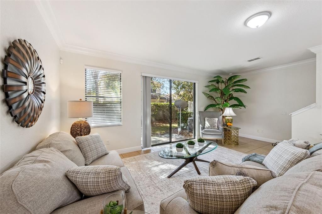 Activo con contrato: $369,900 (3 camas, 2 baños, 1676 Pies cuadrados)