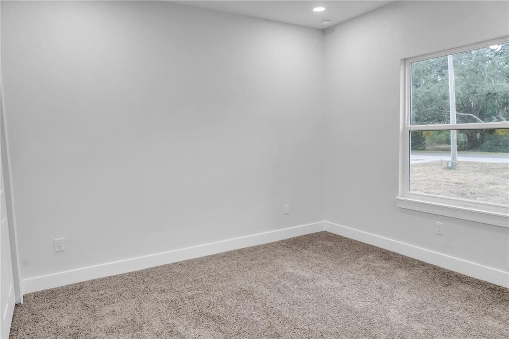 For Sale: $515,000 (4 beds, 2 baths, 2372 Square Feet)