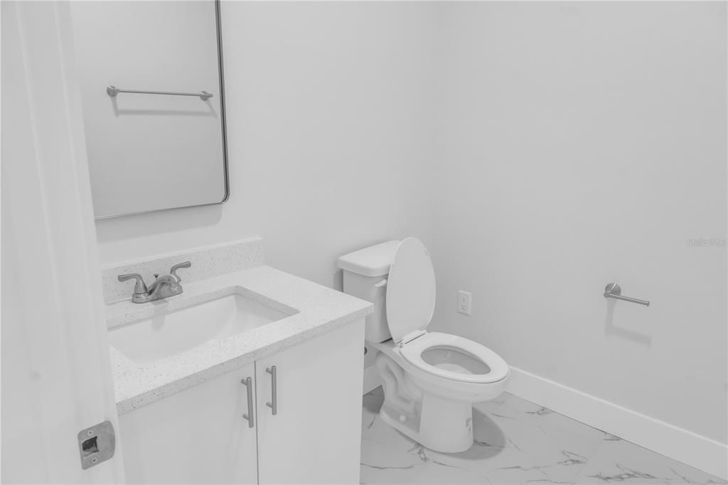 For Sale: $515,000 (4 beds, 2 baths, 2372 Square Feet)