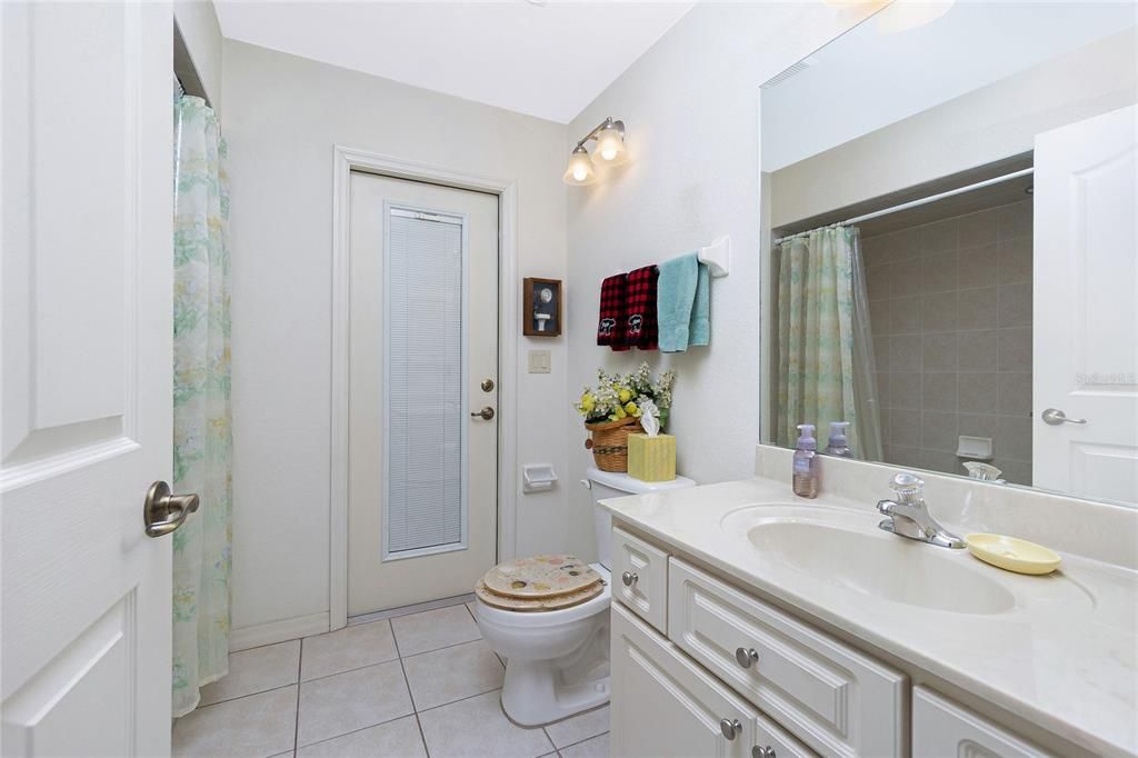 Active With Contract: $450,000 (3 beds, 2 baths, 2265 Square Feet)