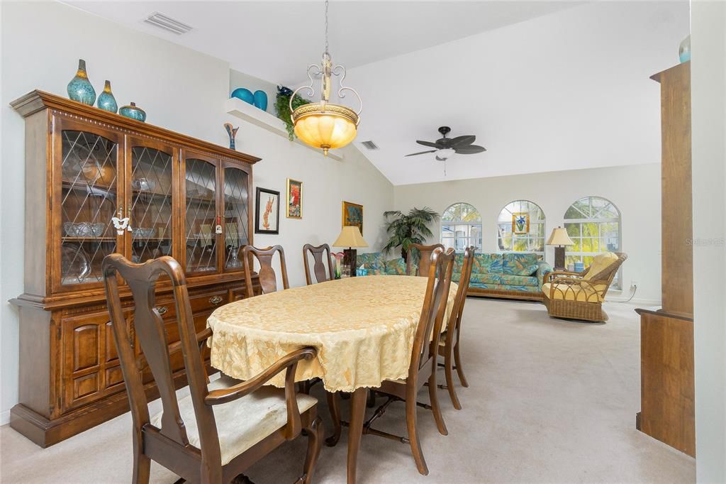 Active With Contract: $450,000 (3 beds, 2 baths, 2265 Square Feet)