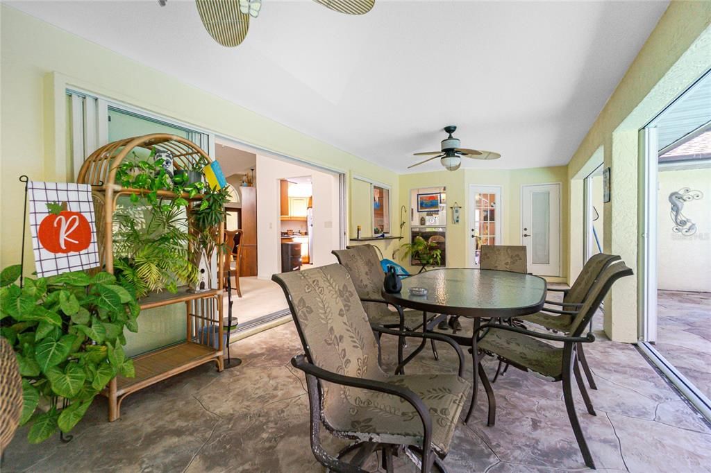 Active With Contract: $450,000 (3 beds, 2 baths, 2265 Square Feet)