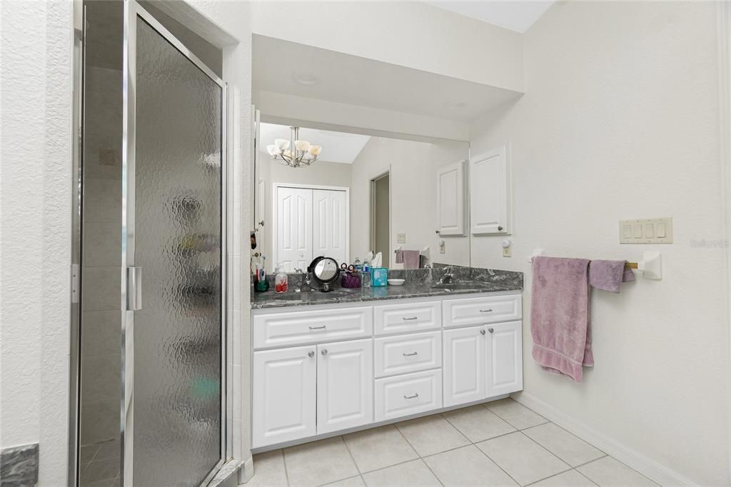 Active With Contract: $450,000 (3 beds, 2 baths, 2265 Square Feet)