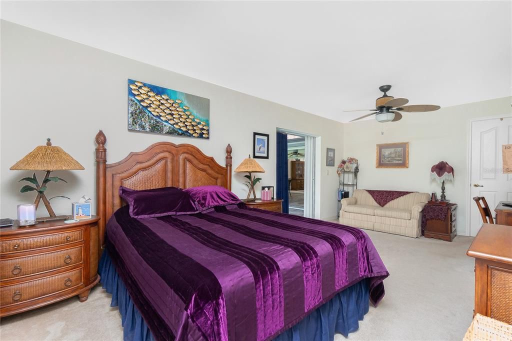 Active With Contract: $450,000 (3 beds, 2 baths, 2265 Square Feet)