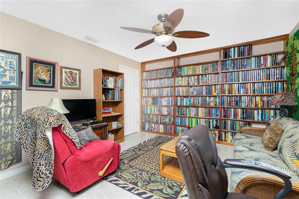 Active With Contract: $450,000 (3 beds, 2 baths, 2265 Square Feet)