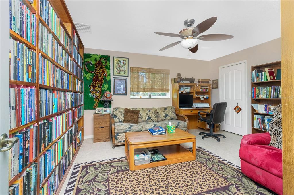 Active With Contract: $450,000 (3 beds, 2 baths, 2265 Square Feet)