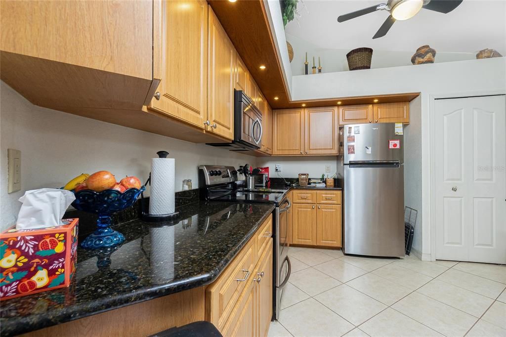 Active With Contract: $450,000 (3 beds, 2 baths, 2265 Square Feet)