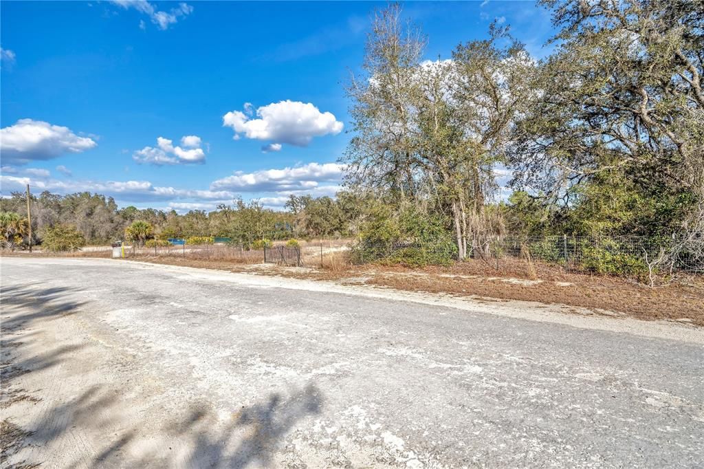 En Venta: $35,000 (0.55 acres)