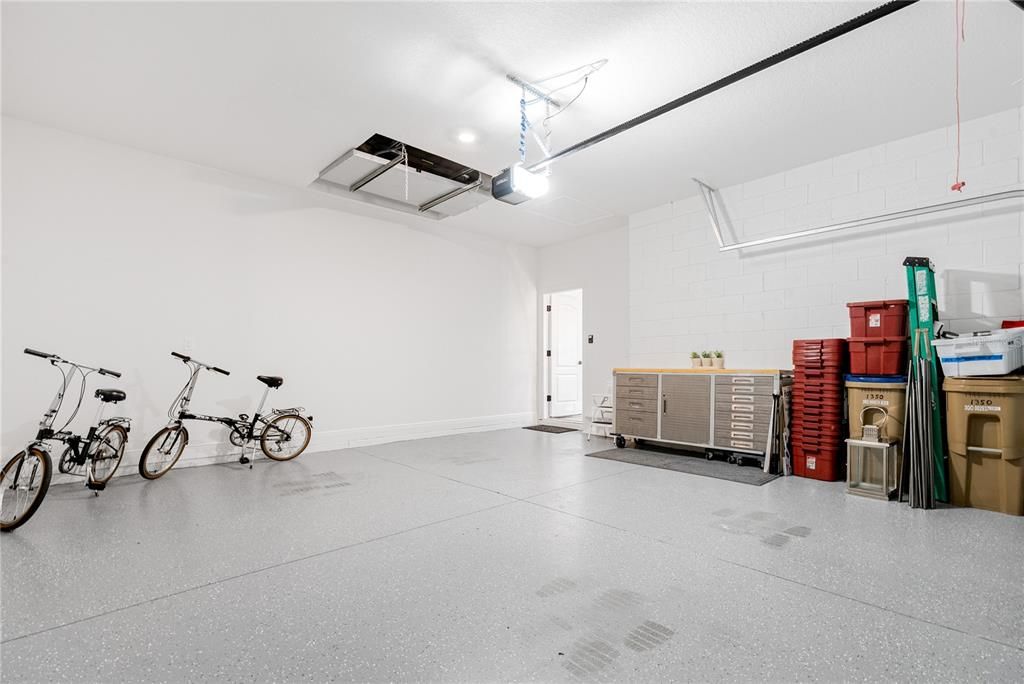 For Sale: $450,000 (3 beds, 2 baths, 1497 Square Feet)