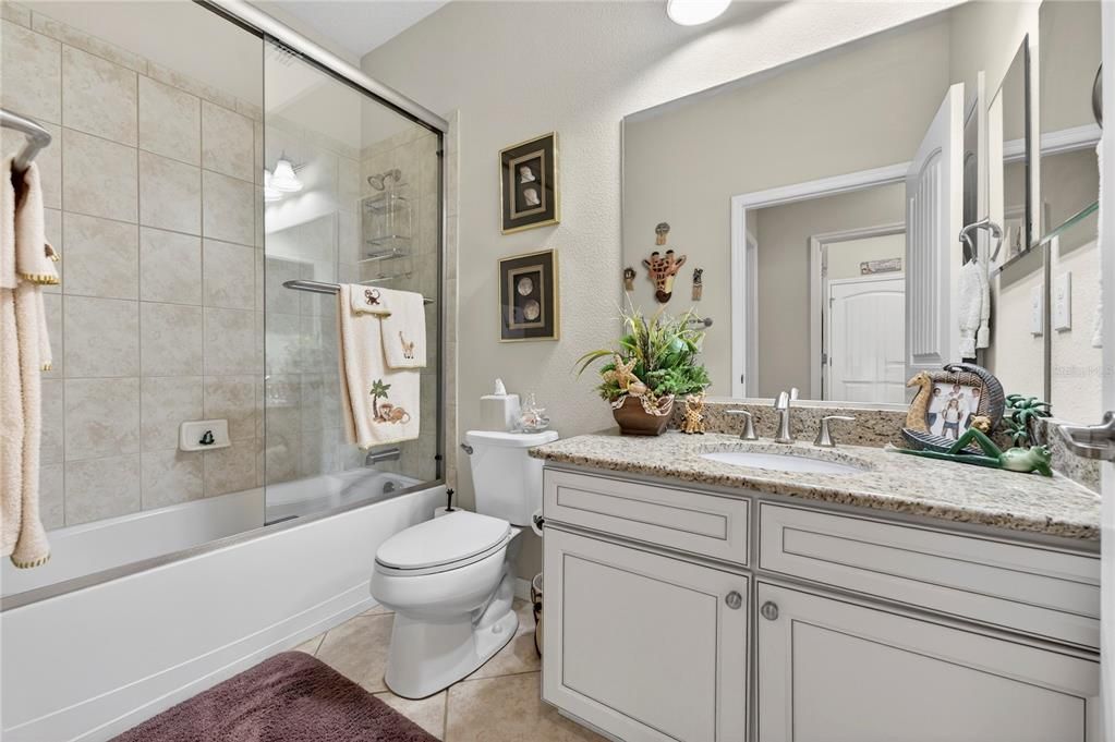 For Sale: $650,000 (3 beds, 3 baths, 2543 Square Feet)