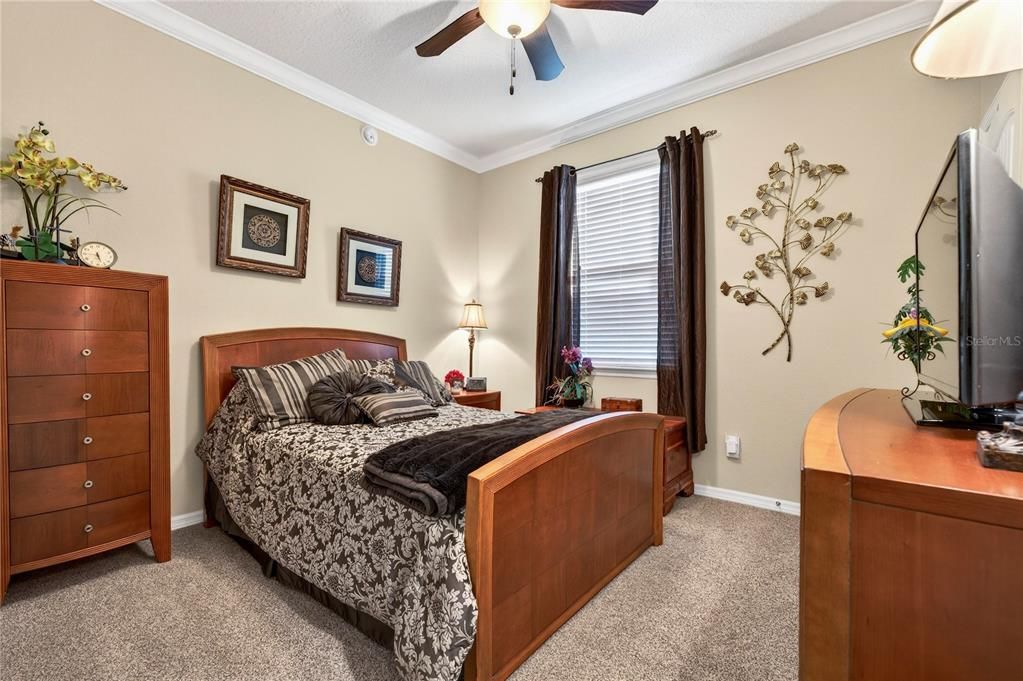 For Sale: $650,000 (3 beds, 3 baths, 2543 Square Feet)