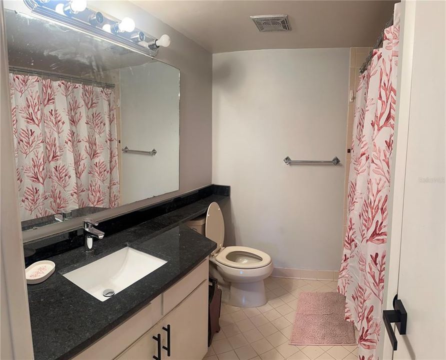 En Venta: $97,999 (2 camas, 2 baños, 1092 Pies cuadrados)