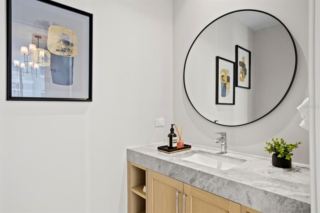For Rent: $25,000 (3 beds, 3 baths, 2937 Square Feet)
