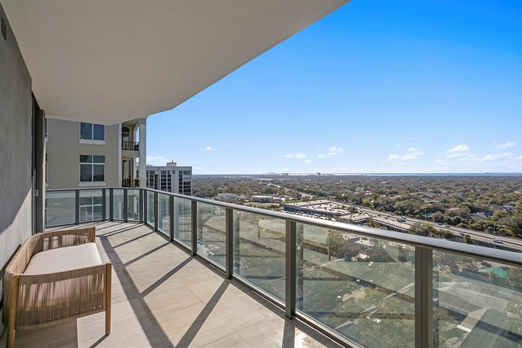 For Rent: $25,000 (3 beds, 3 baths, 2937 Square Feet)