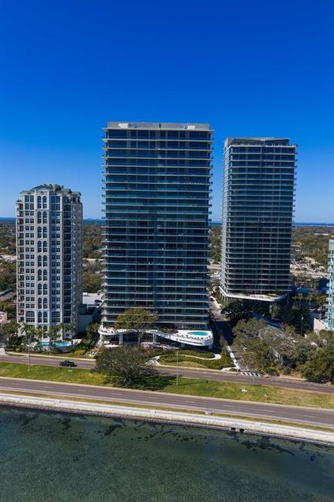 For Rent: $25,000 (3 beds, 3 baths, 2937 Square Feet)