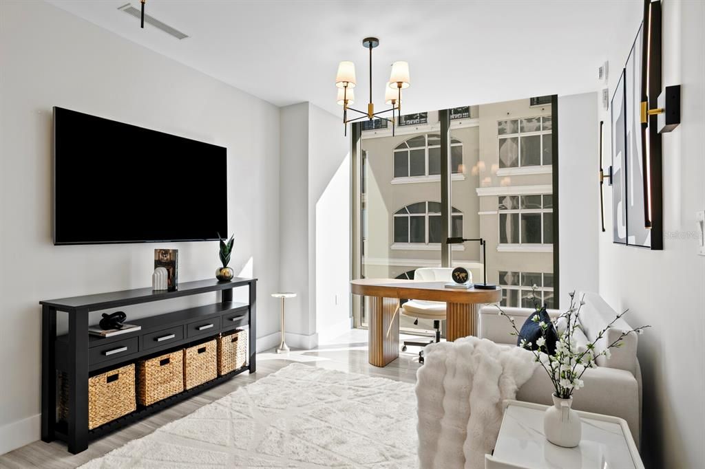 For Rent: $25,000 (3 beds, 3 baths, 2937 Square Feet)