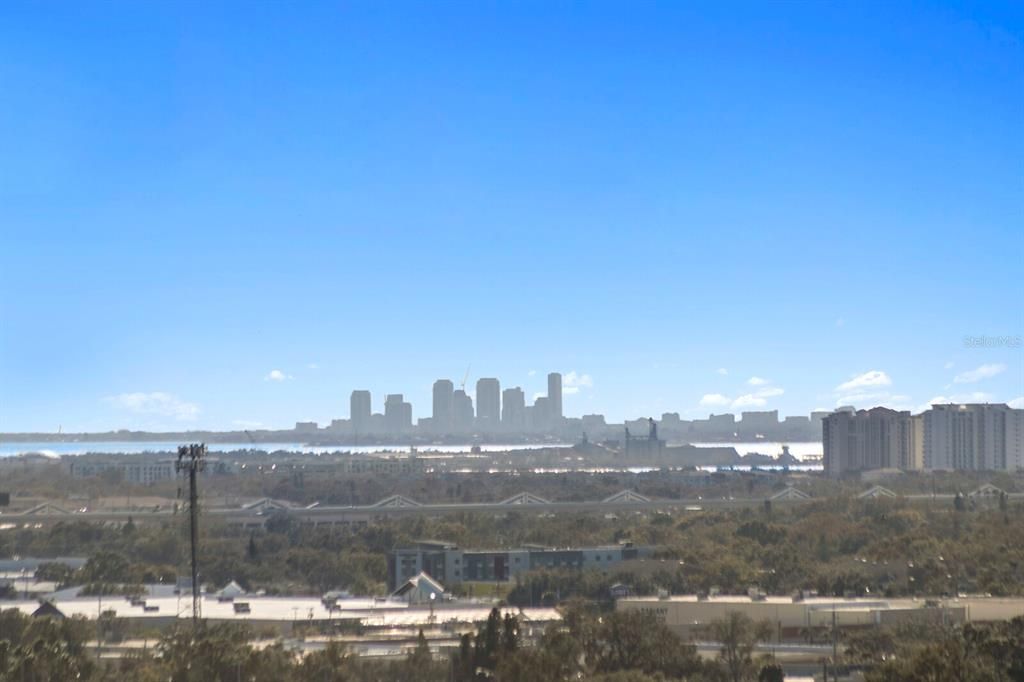 For Rent: $25,000 (3 beds, 3 baths, 2937 Square Feet)