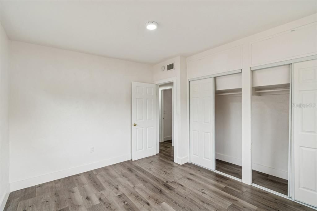 Active With Contract: $229,999 (3 beds, 2 baths, 1204 Square Feet)