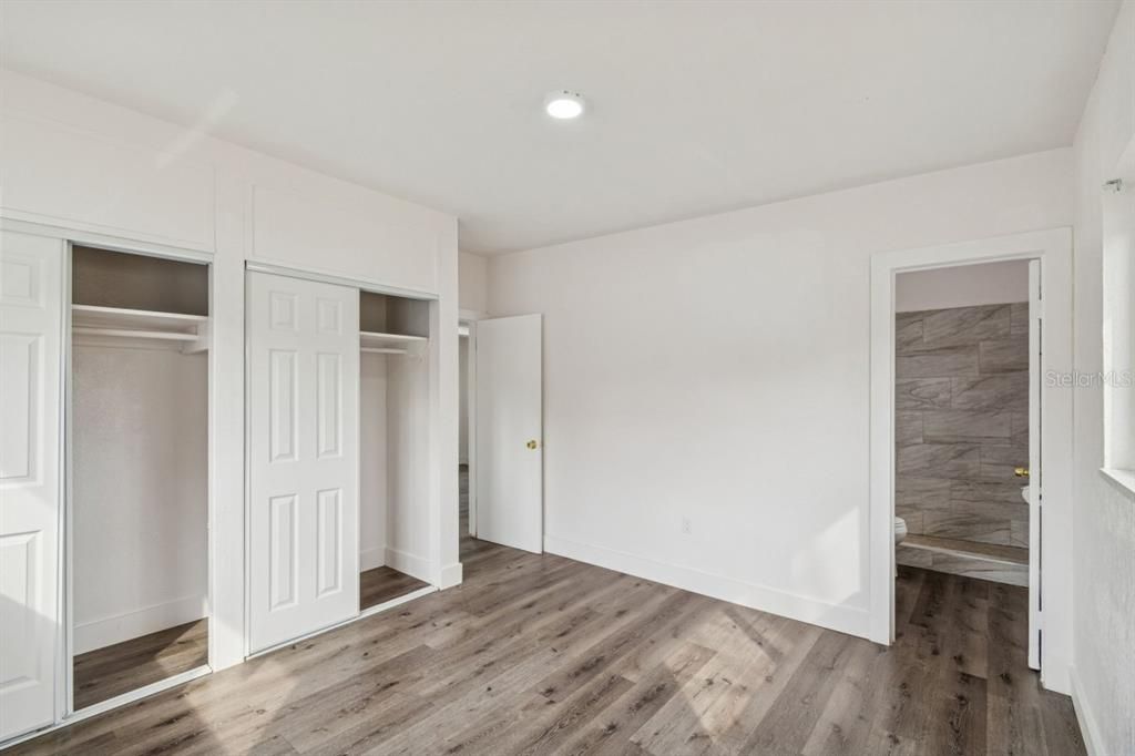 Active With Contract: $229,999 (3 beds, 2 baths, 1204 Square Feet)