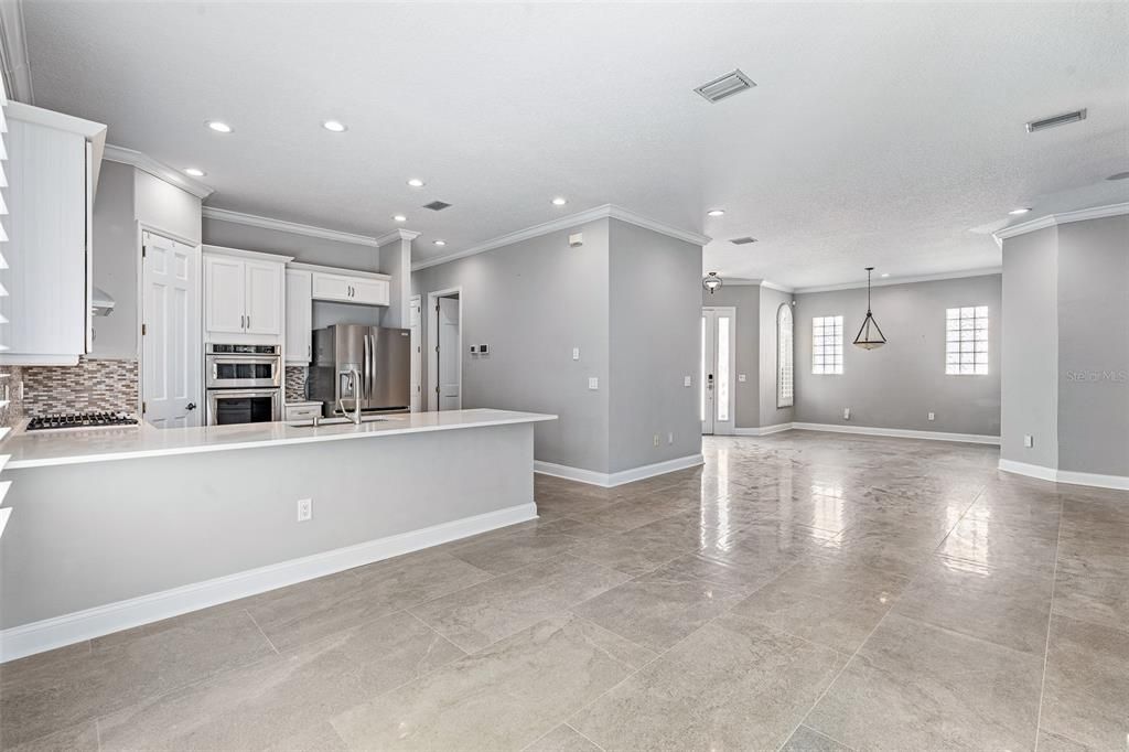 Active With Contract: $799,000 (3 beds, 2 baths, 2058 Square Feet)