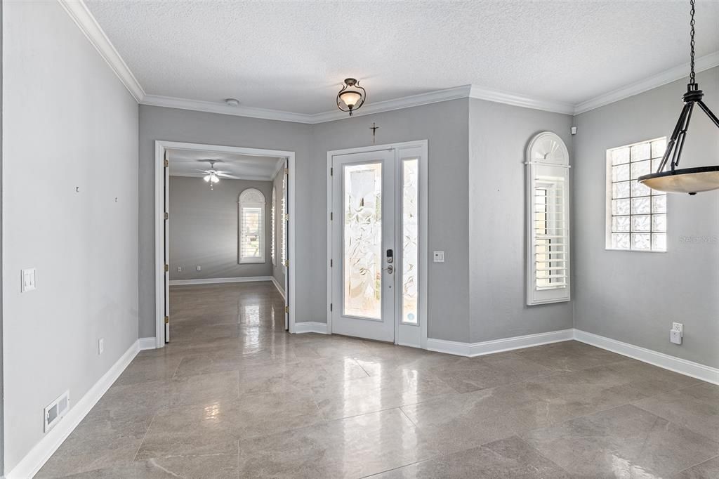 Active With Contract: $799,000 (3 beds, 2 baths, 2058 Square Feet)