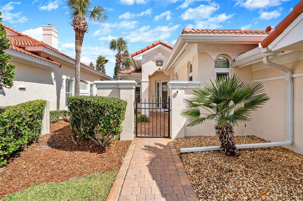 Active With Contract: $799,000 (3 beds, 2 baths, 2058 Square Feet)