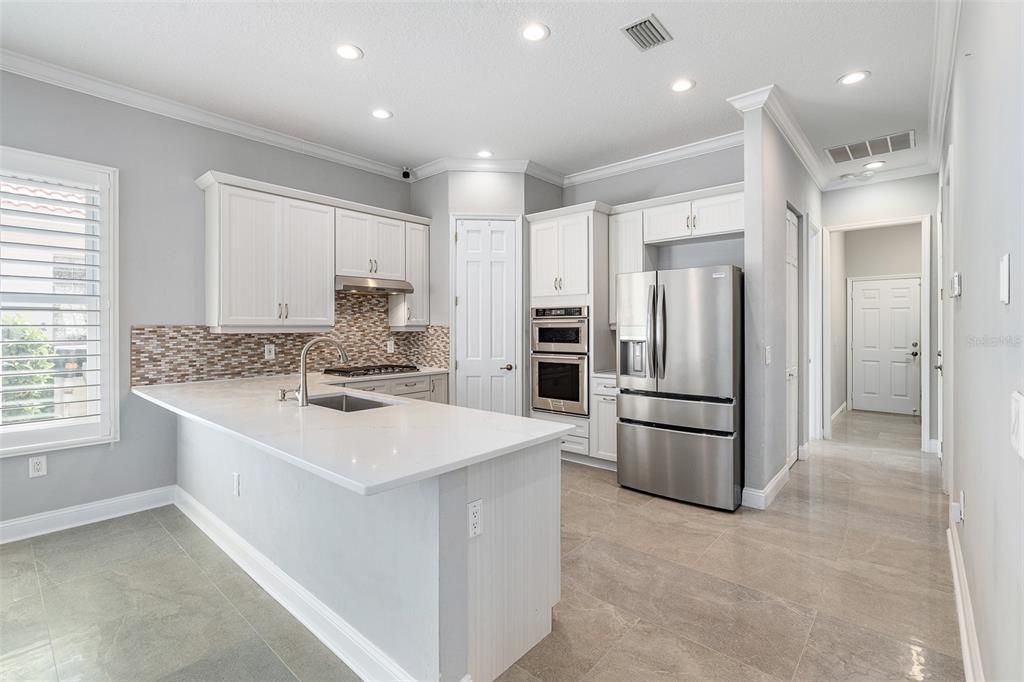 Active With Contract: $799,000 (3 beds, 2 baths, 2058 Square Feet)