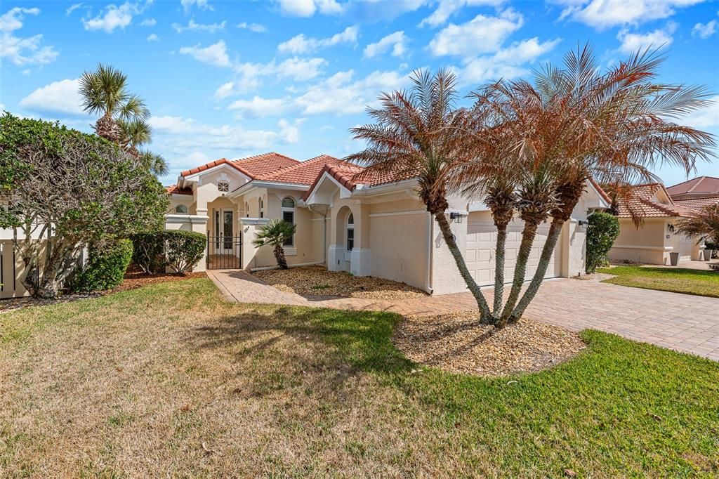 Active With Contract: $799,000 (3 beds, 2 baths, 2058 Square Feet)