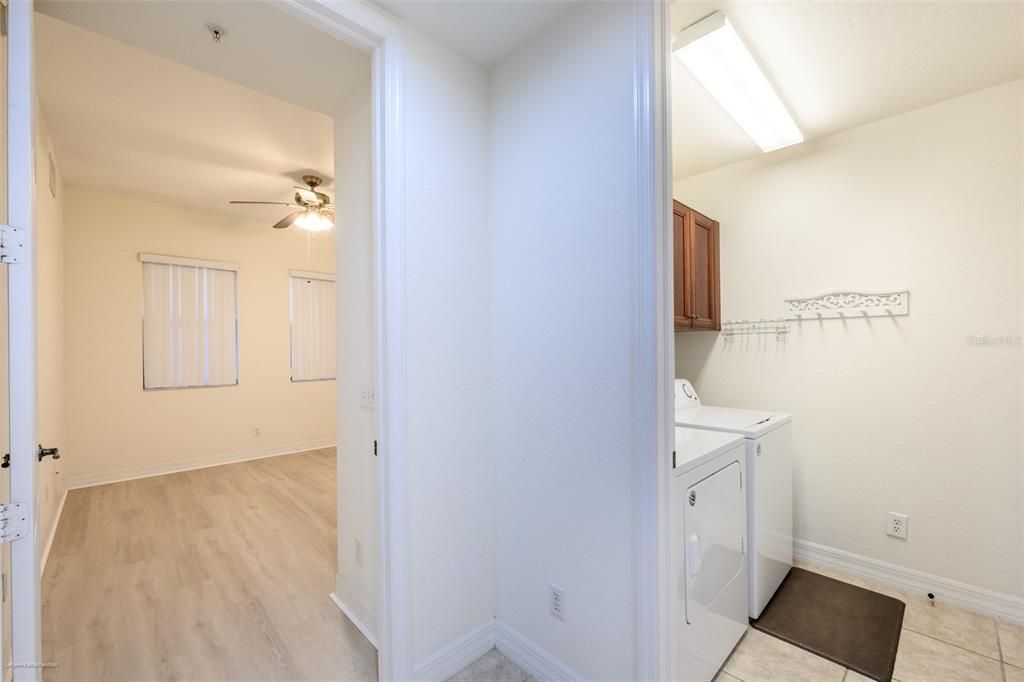 Active With Contract: $1,850 (3 beds, 2 baths, 1813 Square Feet)