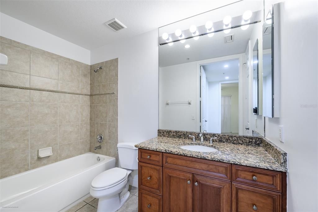 Active With Contract: $1,850 (3 beds, 2 baths, 1813 Square Feet)