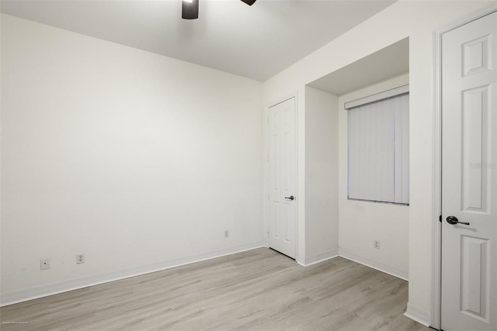 Active With Contract: $1,850 (3 beds, 2 baths, 1813 Square Feet)