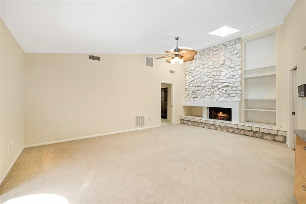 For Sale: $729,000 (4 beds, 3 baths, 3348 Square Feet)