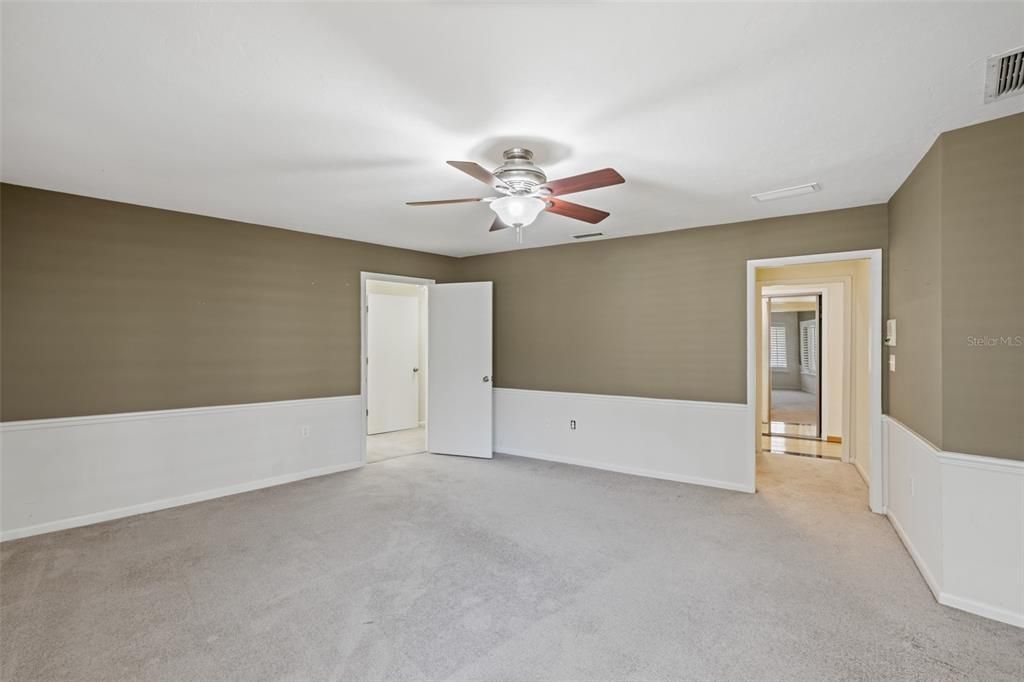 For Sale: $729,000 (4 beds, 3 baths, 3348 Square Feet)