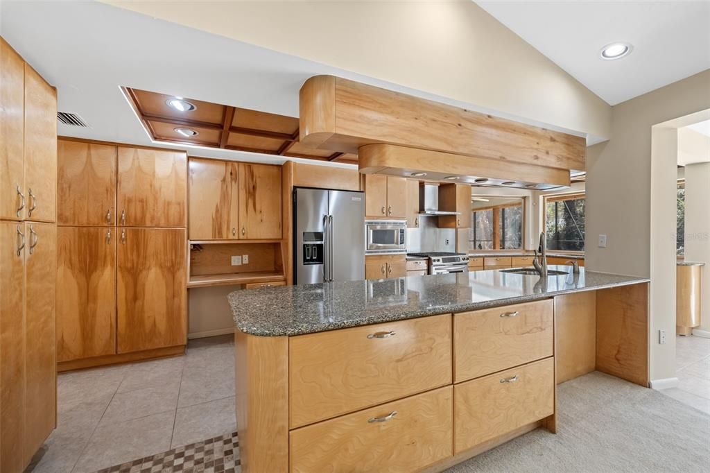 For Sale: $729,000 (4 beds, 3 baths, 3348 Square Feet)