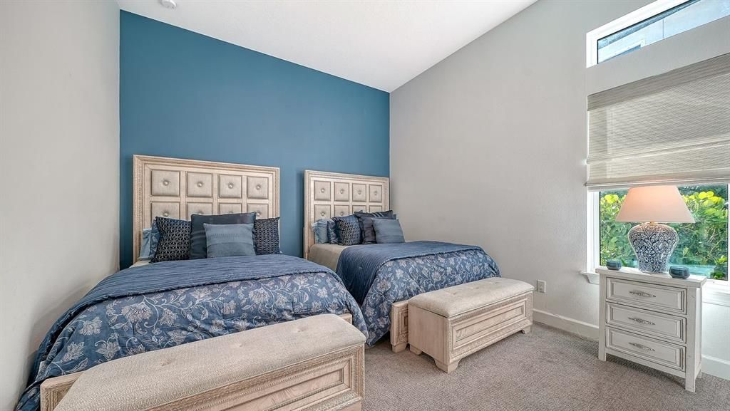 For Sale: $2,200,000 (4 beds, 4 baths, 4877 Square Feet)