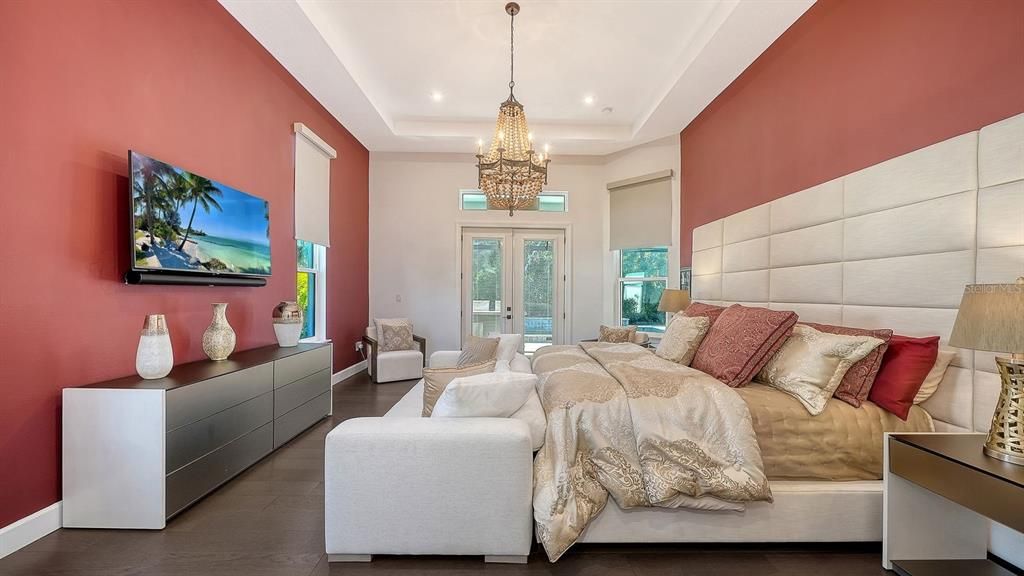 For Sale: $2,200,000 (4 beds, 4 baths, 4877 Square Feet)