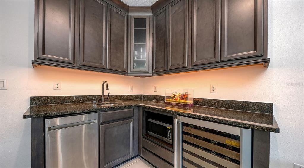 For Sale: $2,200,000 (4 beds, 4 baths, 4877 Square Feet)