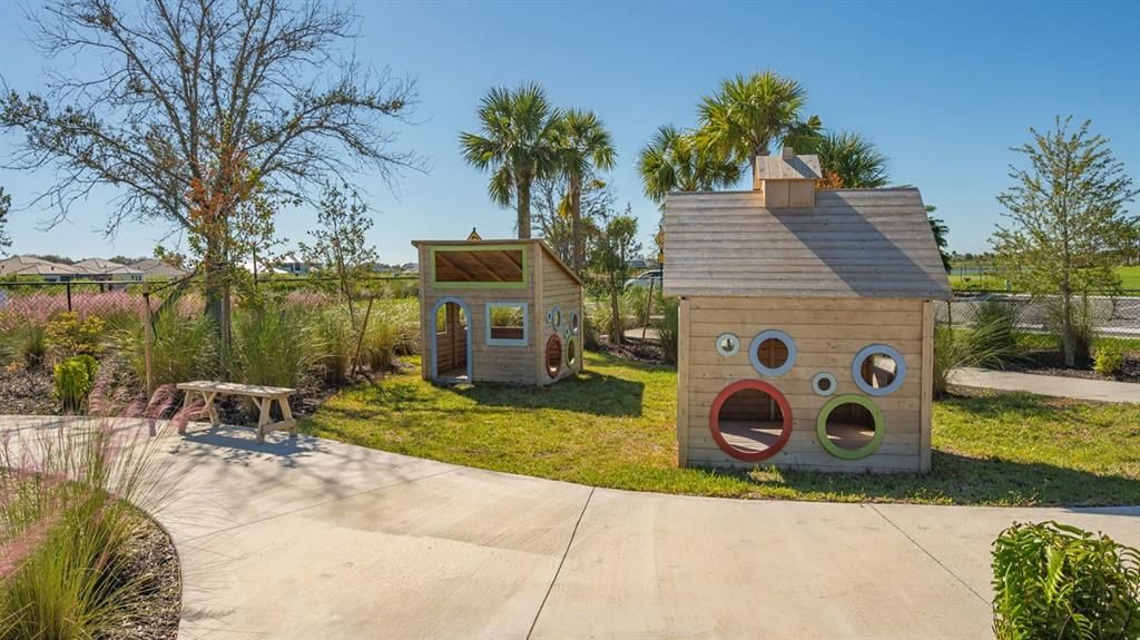 For Sale: $2,200,000 (4 beds, 4 baths, 4877 Square Feet)
