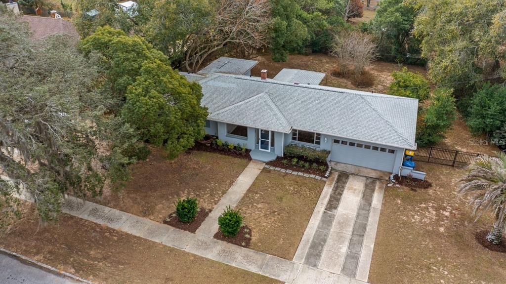 For Sale: $334,900 (3 beds, 2 baths, 1667 Square Feet)