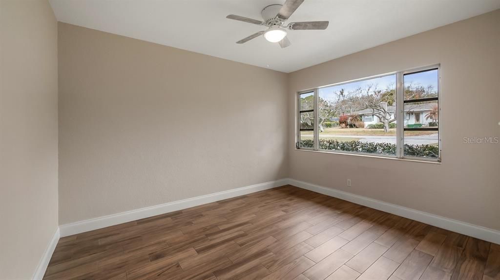 For Sale: $334,900 (3 beds, 2 baths, 1667 Square Feet)