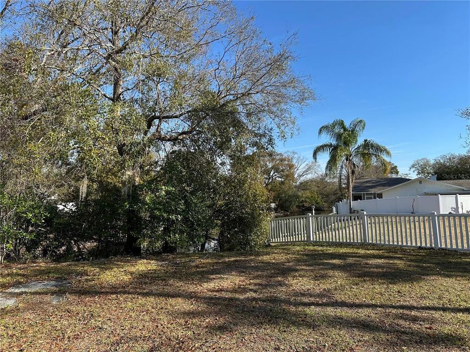 En Venta: $195,000 (0.75 acres)