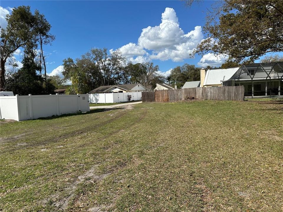 En Venta: $195,000 (0.75 acres)