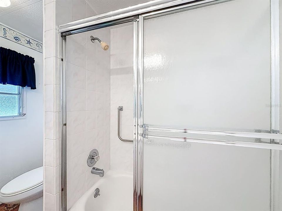 Active With Contract: $137,500 (2 beds, 2 baths, 960 Square Feet)