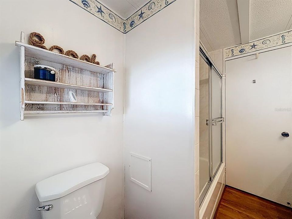 Active With Contract: $137,500 (2 beds, 2 baths, 960 Square Feet)