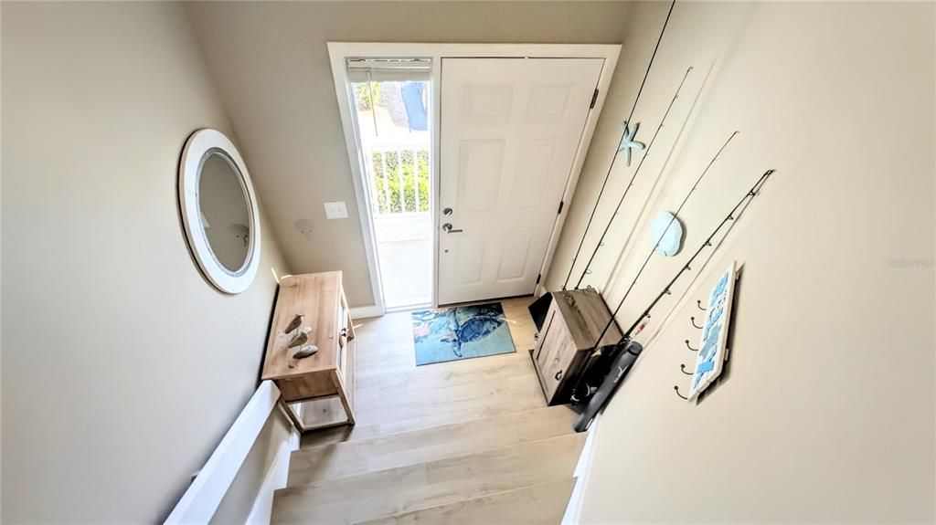 For Rent: $4,300 (2 beds, 2 baths, 1096 Square Feet)