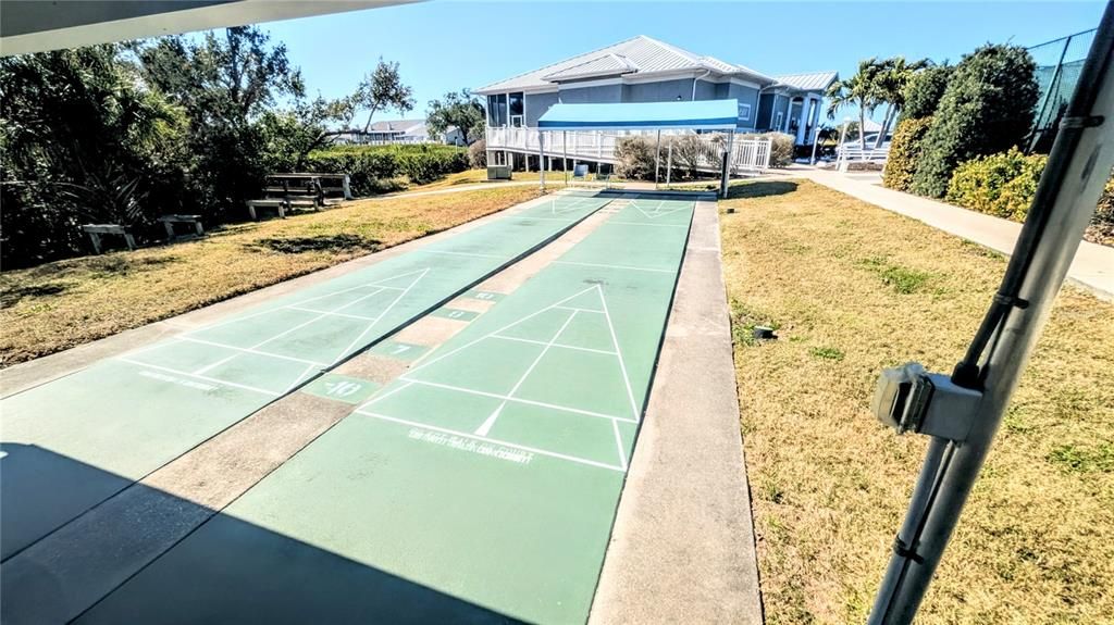 For Rent: $4,300 (2 beds, 2 baths, 1096 Square Feet)